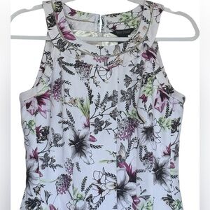White House Black Market White Floral Seamed Tulip Flare Dress Sz 6 W/ Pockets